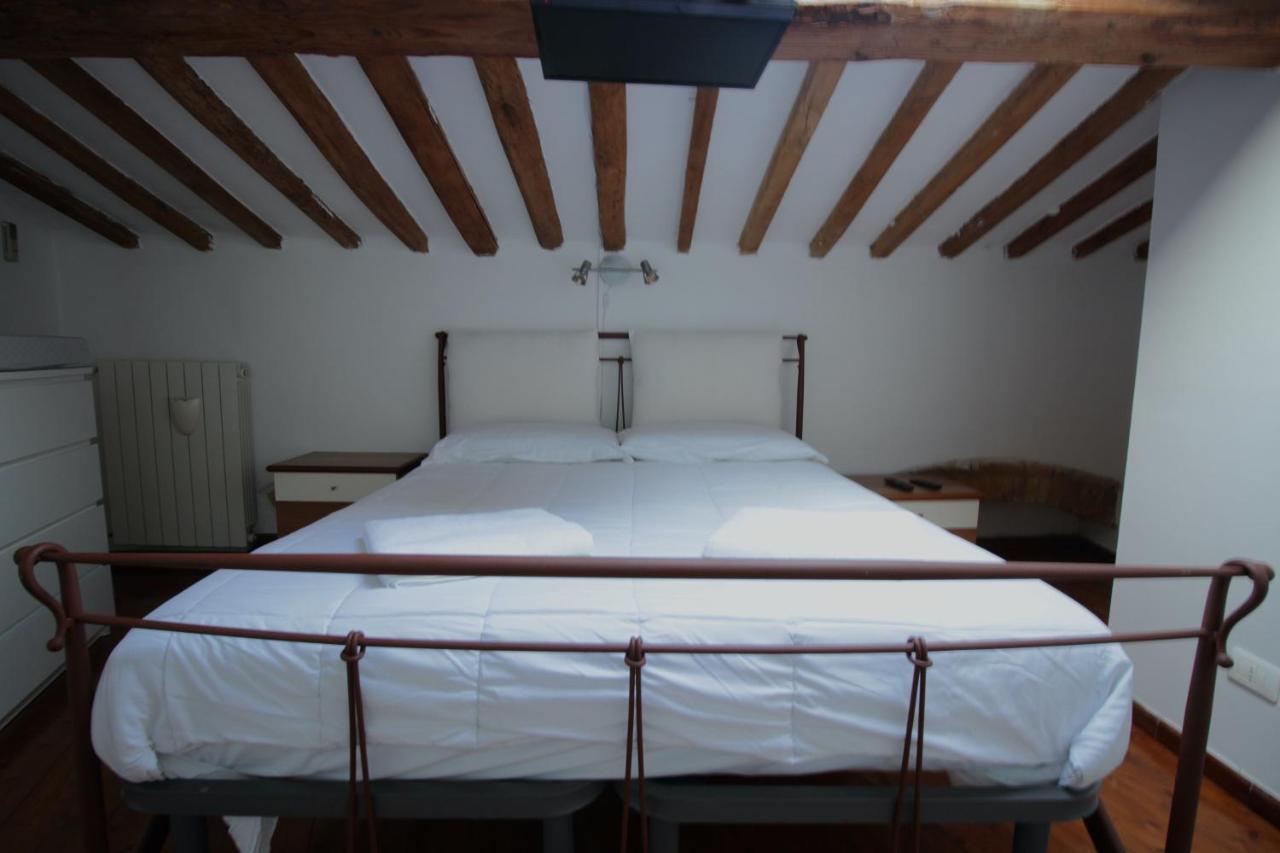 Kia Orana Guesthouse Livorno Dış mekan fotoğraf