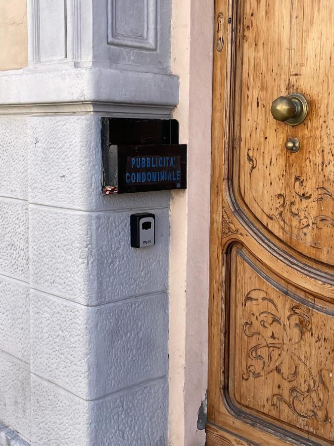 Kia Orana Guesthouse Livorno Dış mekan fotoğraf