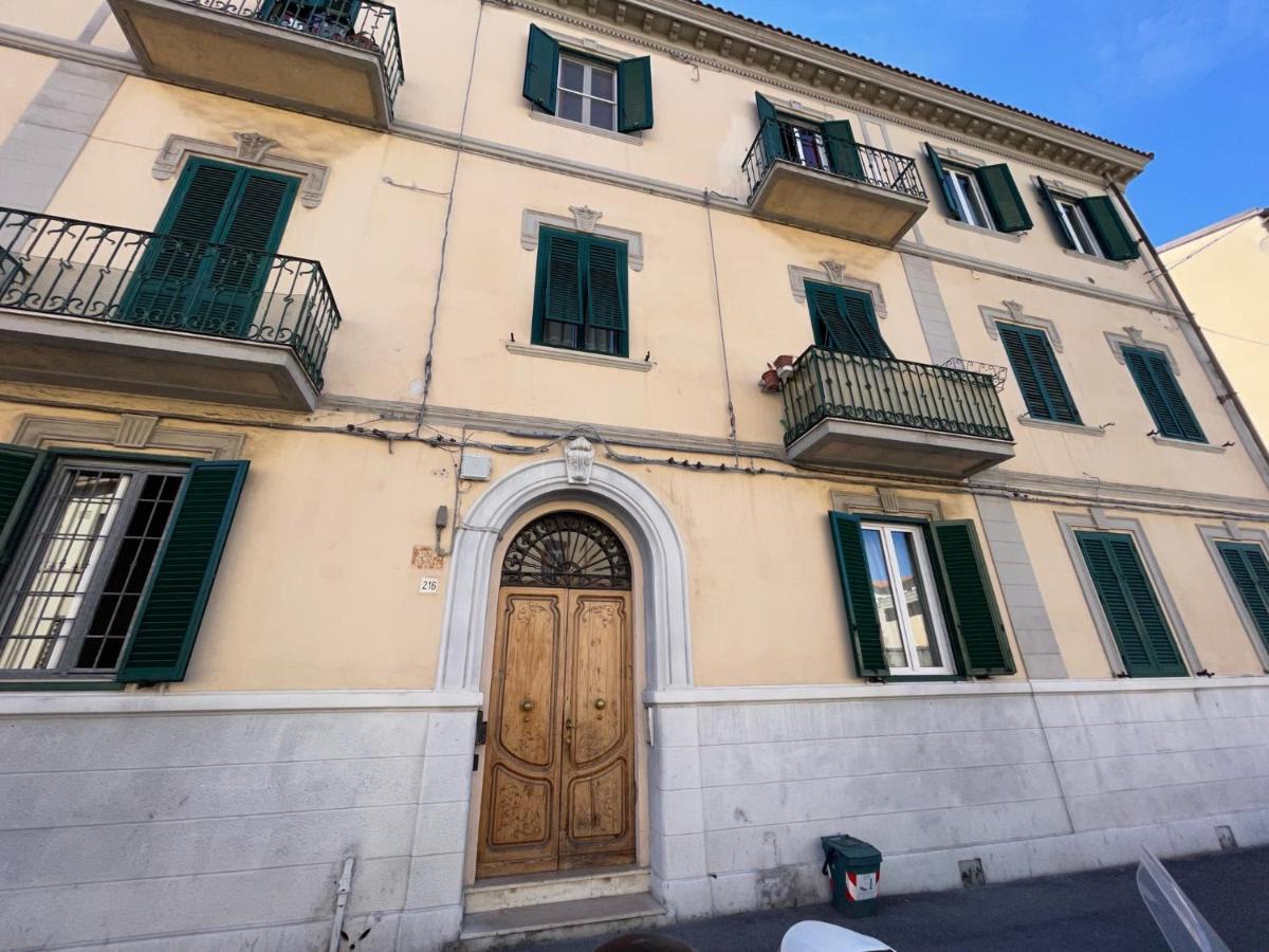 Kia Orana Guesthouse Livorno Dış mekan fotoğraf