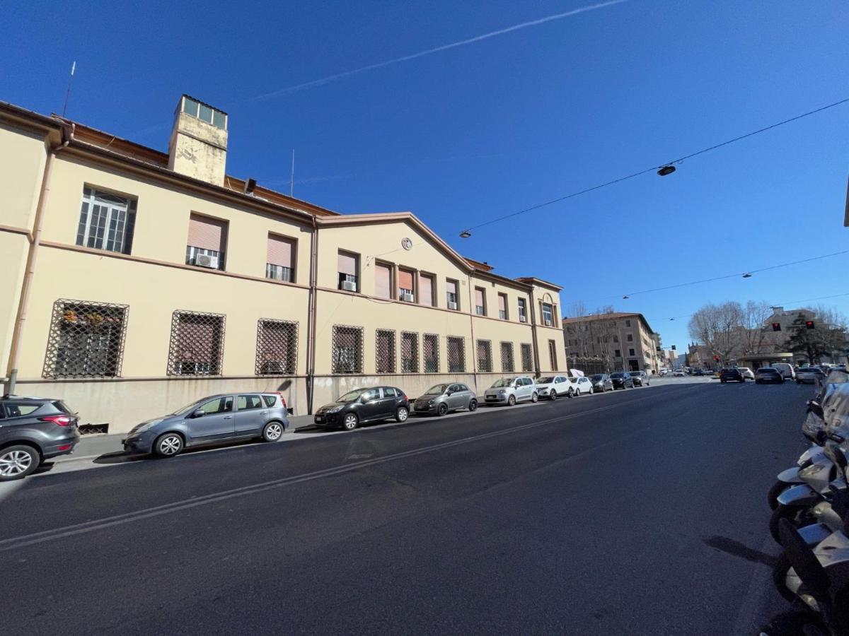 Kia Orana Guesthouse Livorno Dış mekan fotoğraf